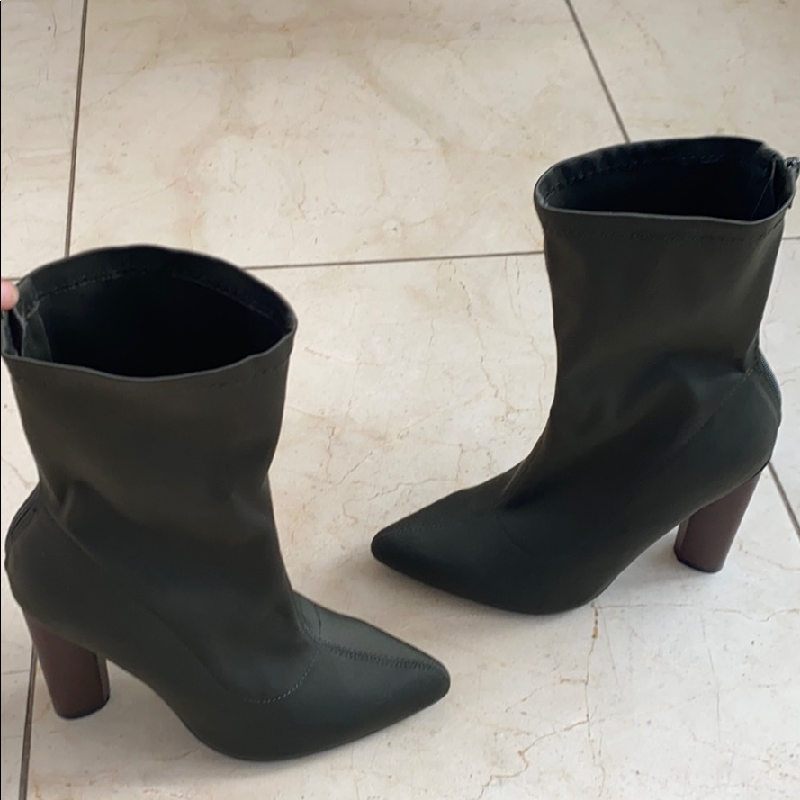 Ami Clubwear Booties 7